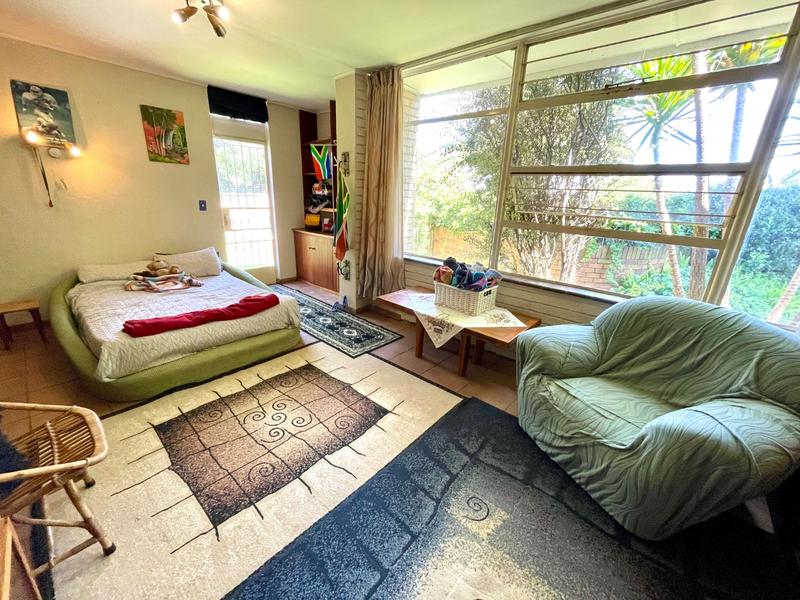 5 Bedroom Property for Sale in Monument Gauteng