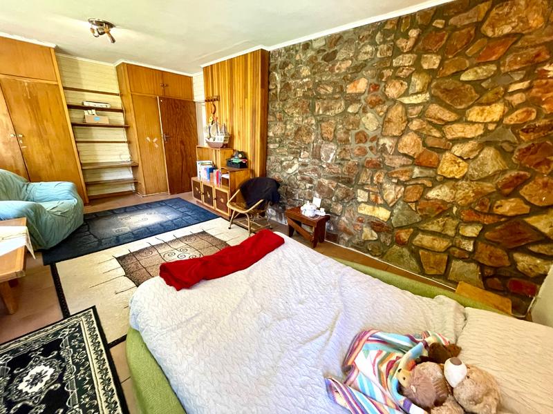 5 Bedroom Property for Sale in Monument Gauteng