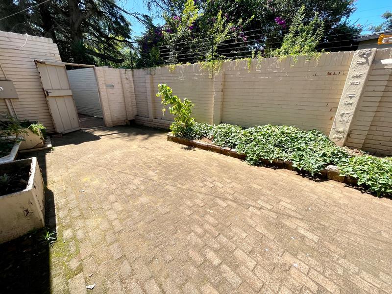 5 Bedroom Property for Sale in Monument Gauteng