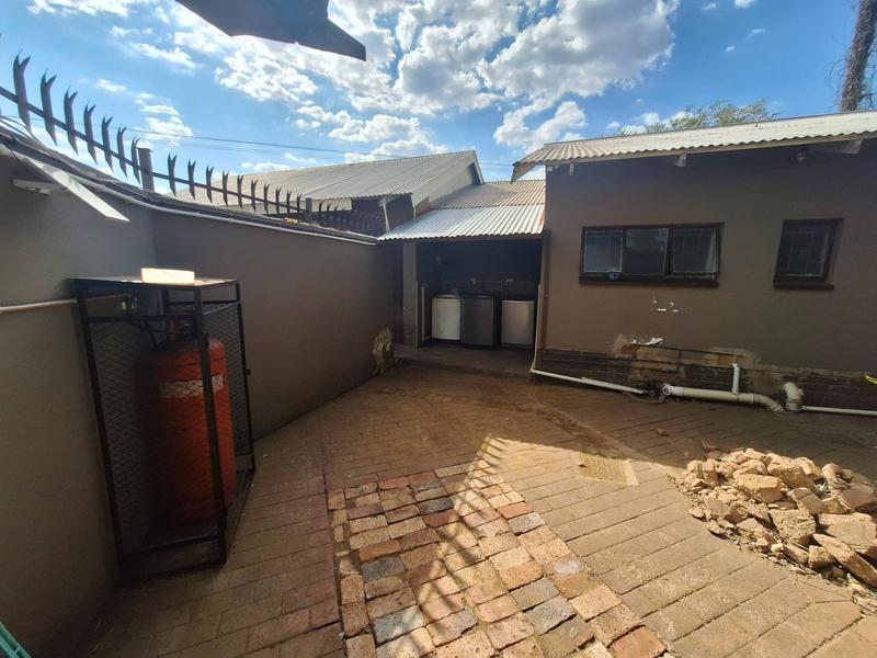 4 Bedroom Property for Sale in East Lynne Gauteng