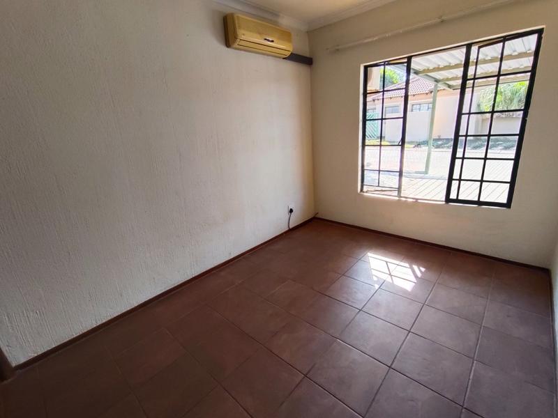 2 Bedroom Property for Sale in Hesteapark Gauteng