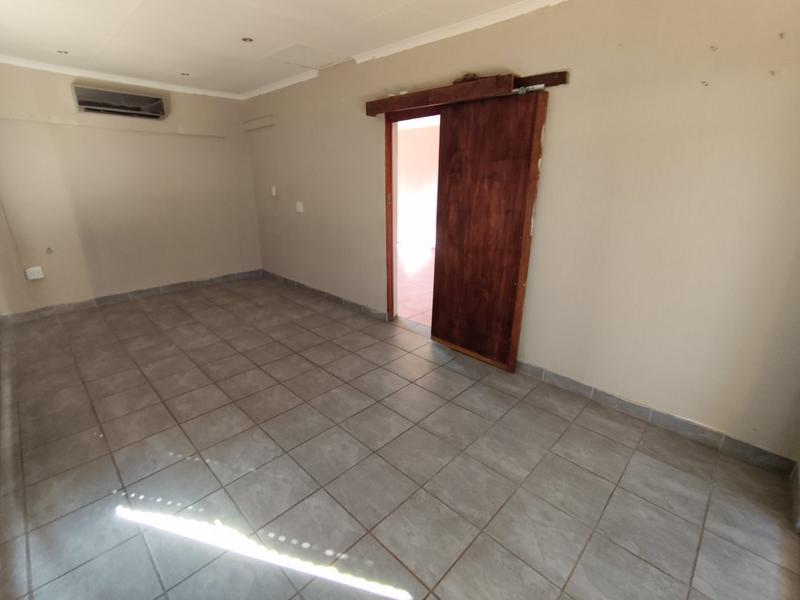 2 Bedroom Property for Sale in Hesteapark Gauteng