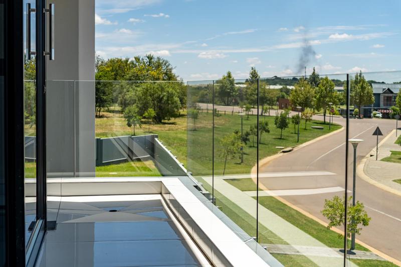 5 Bedroom Property for Sale in Six Fountains Residential Estate Gauteng