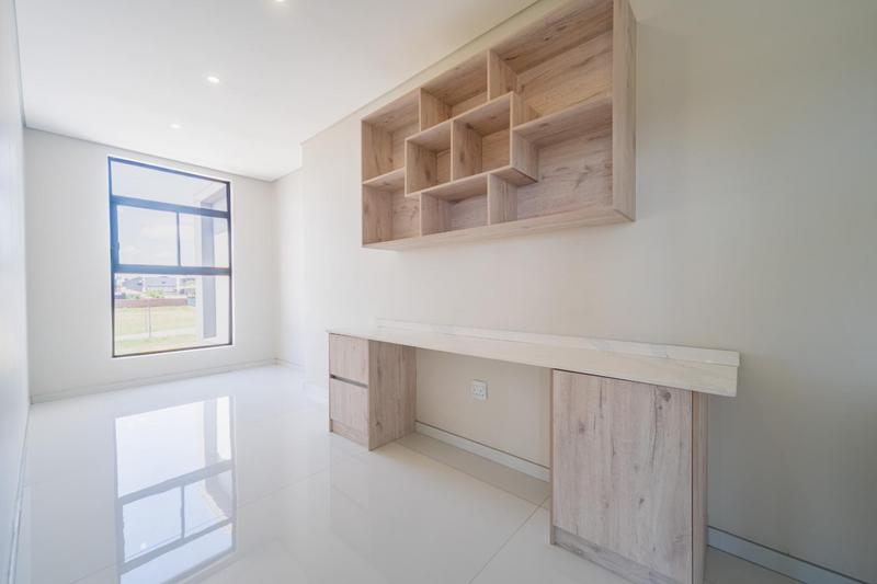 5 Bedroom Property for Sale in Six Fountains Residential Estate Gauteng