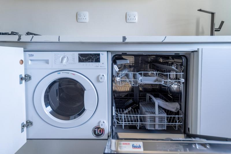 5 Bedroom Property for Sale in Six Fountains Residential Estate Gauteng