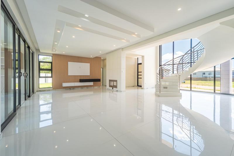 5 Bedroom Property for Sale in Six Fountains Residential Estate Gauteng