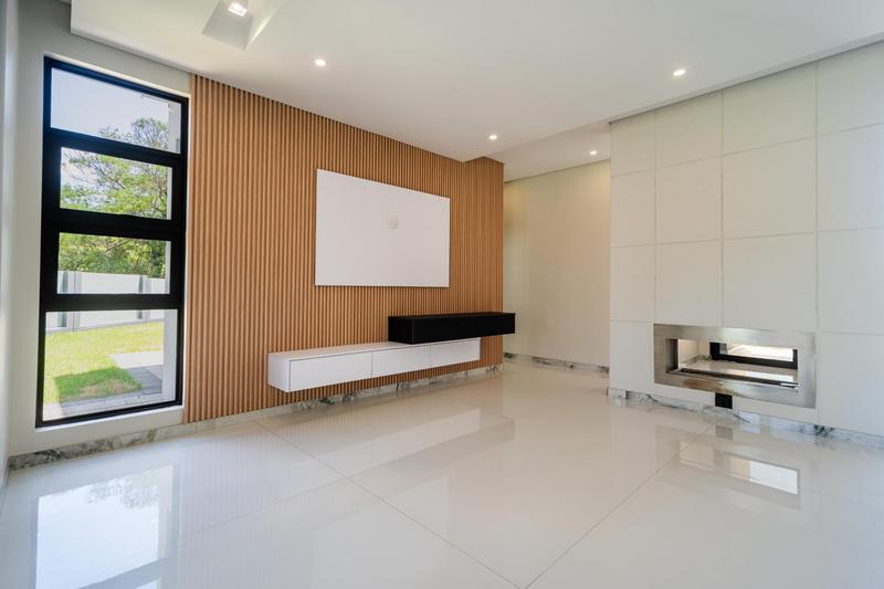 5 Bedroom Property for Sale in Six Fountains Residential Estate Gauteng