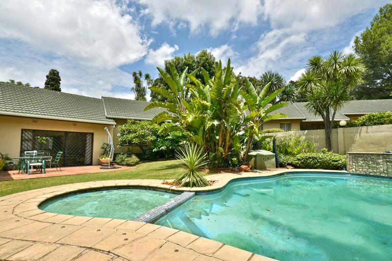 4 Bedroom Property for Sale in Randpark Ridge Gauteng