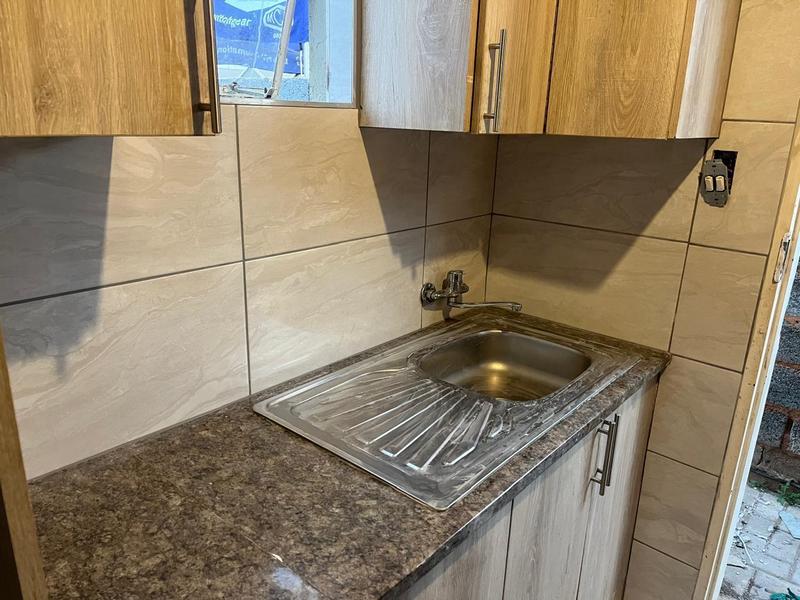 To Let 2 Bedroom Property for Rent in Windmill Park Gauteng