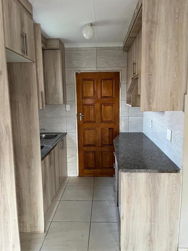 To Let 2 Bedroom Property for Rent in Windmill Park Gauteng