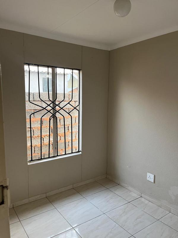 To Let 2 Bedroom Property for Rent in Windmill Park Gauteng