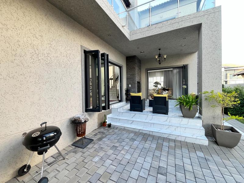 4 Bedroom Property for Sale in Blue Valley Golf Estate Gauteng