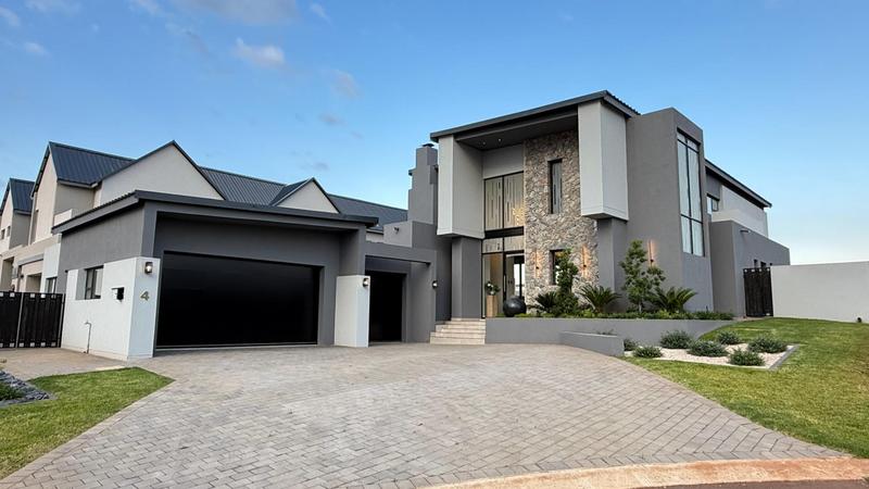5 Bedroom Property for Sale in Midstream Heights Gauteng