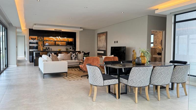 5 Bedroom Property for Sale in Midstream Heights Gauteng