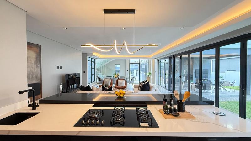 5 Bedroom Property for Sale in Midstream Heights Gauteng