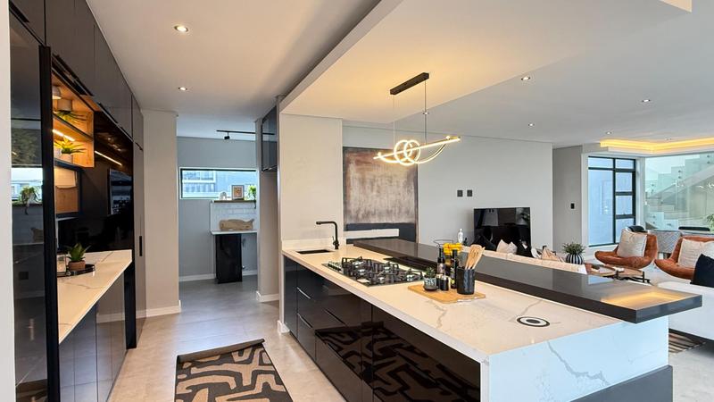 5 Bedroom Property for Sale in Midstream Heights Gauteng