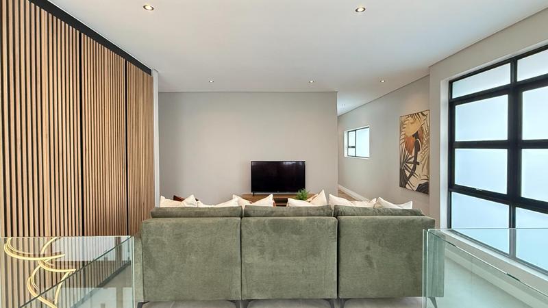 5 Bedroom Property for Sale in Midstream Heights Gauteng