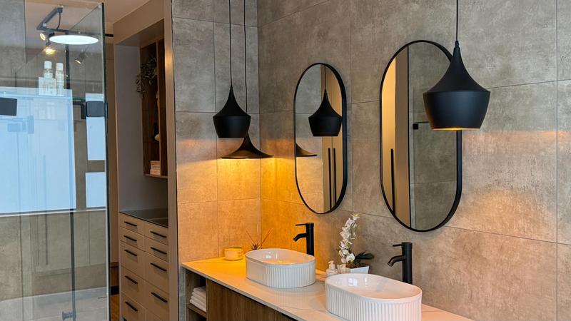 5 Bedroom Property for Sale in Midstream Heights Gauteng