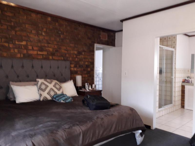 5 Bedroom Property for Sale in Jukskei Park Gauteng