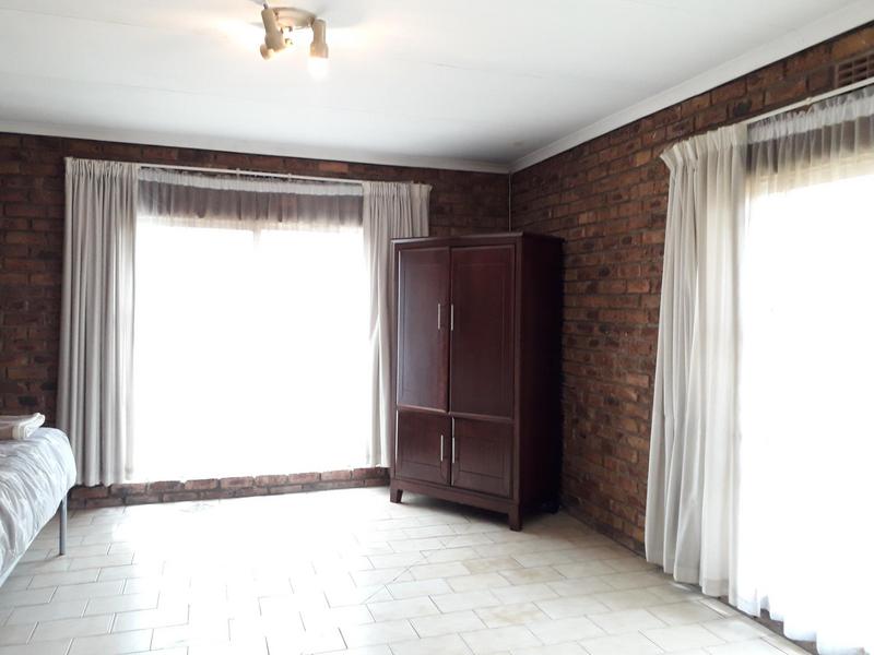 5 Bedroom Property for Sale in Jukskei Park Gauteng