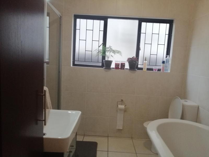 2 Bedroom Property for Sale in Bedfordview Gauteng