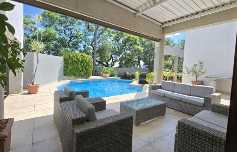 To Let 4 Bedroom Property for Rent in Waterkloof A H Gauteng