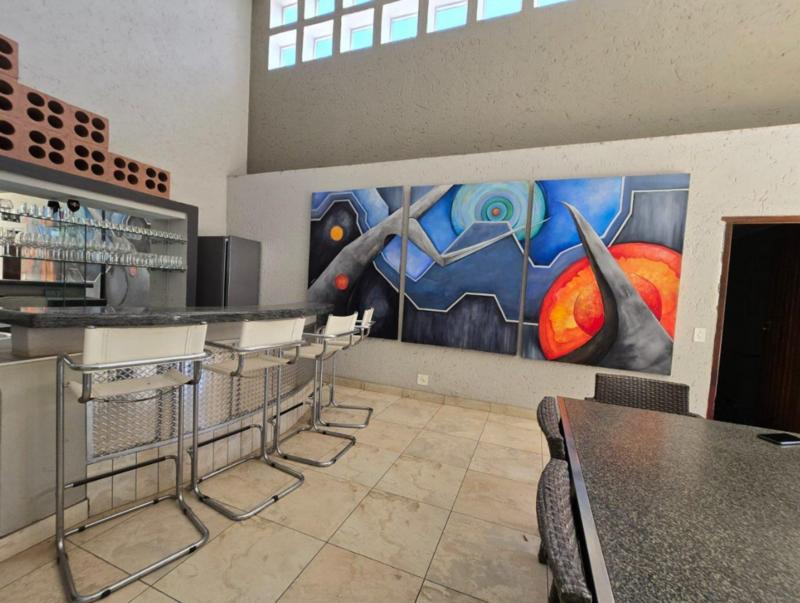 To Let 4 Bedroom Property for Rent in Waterkloof A H Gauteng