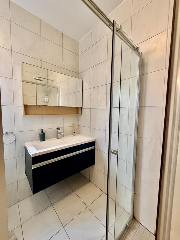 To Let 1 Bedroom Property for Rent in Sandown Gauteng