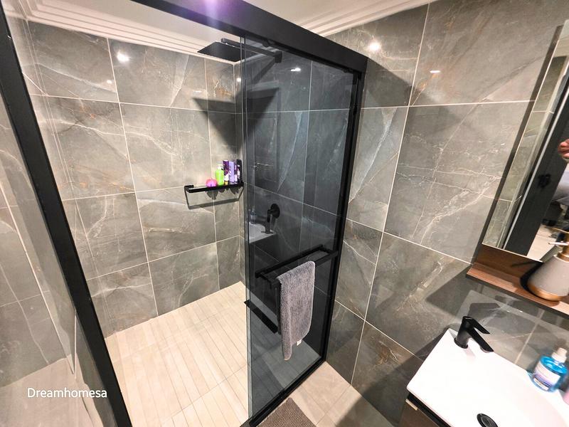 To Let 1 Bedroom Property for Rent in Houghton Estate Gauteng