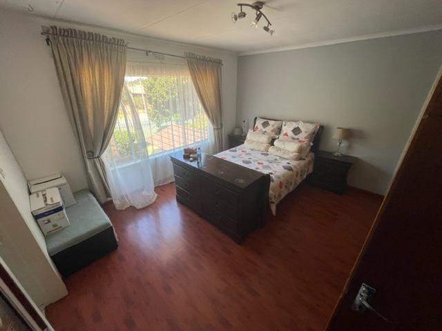 To Let 4 Bedroom Property for Rent in Birchleigh North Gauteng