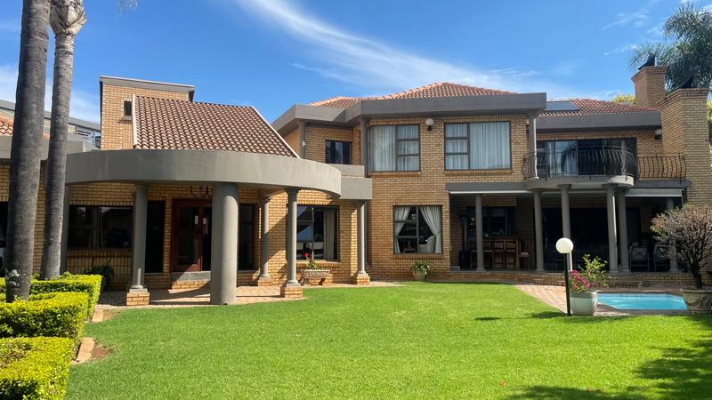 4 Bedroom Property for Sale in Eldoglen Gauteng