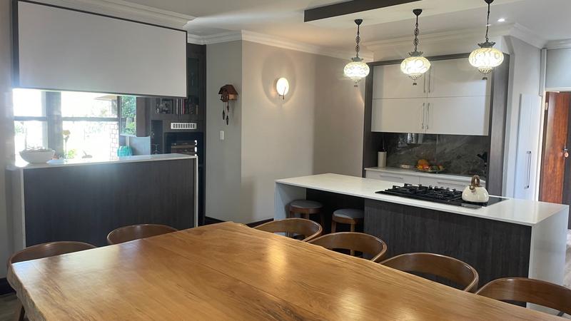 4 Bedroom Property for Sale in Eldoglen Gauteng