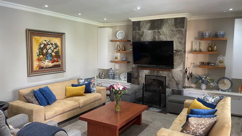 4 Bedroom Property for Sale in Eldoglen Gauteng