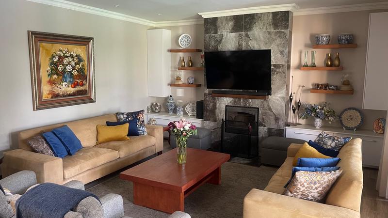 4 Bedroom Property for Sale in Eldoglen Gauteng
