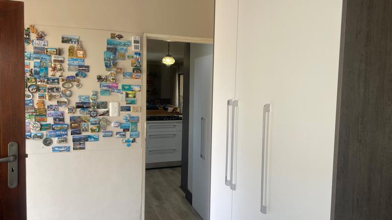 4 Bedroom Property for Sale in Eldoglen Gauteng