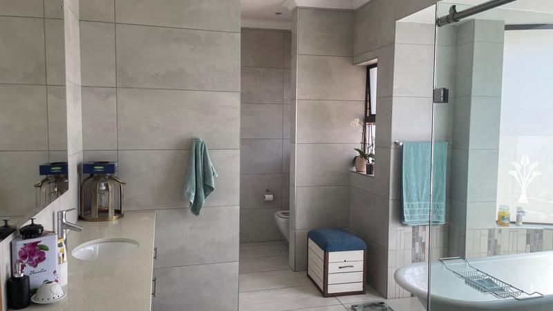 4 Bedroom Property for Sale in Eldoglen Gauteng