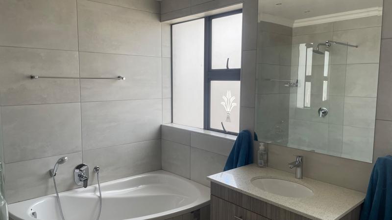 4 Bedroom Property for Sale in Eldoglen Gauteng