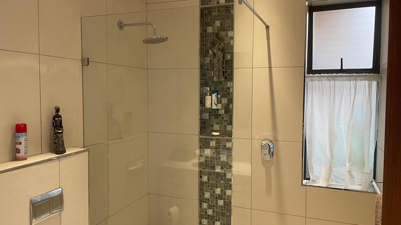 4 Bedroom Property for Sale in Eldoglen Gauteng