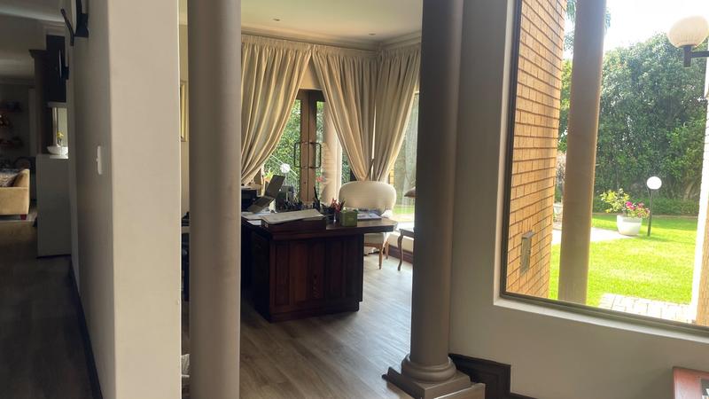 4 Bedroom Property for Sale in Eldoglen Gauteng