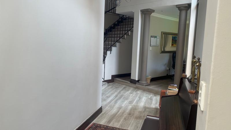 4 Bedroom Property for Sale in Eldoglen Gauteng