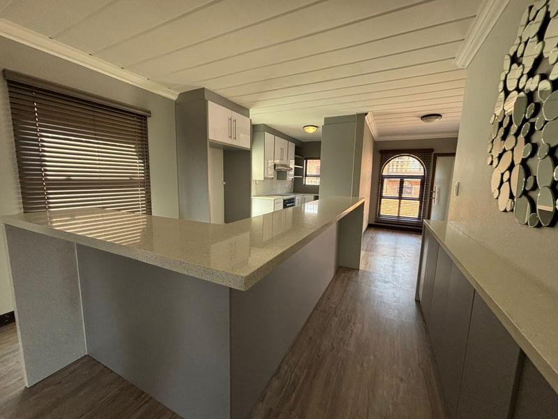 3 Bedroom Property for Sale in Noordheuwel Ext 4 Gauteng