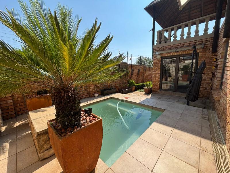 3 Bedroom Property for Sale in Noordheuwel Ext 4 Gauteng