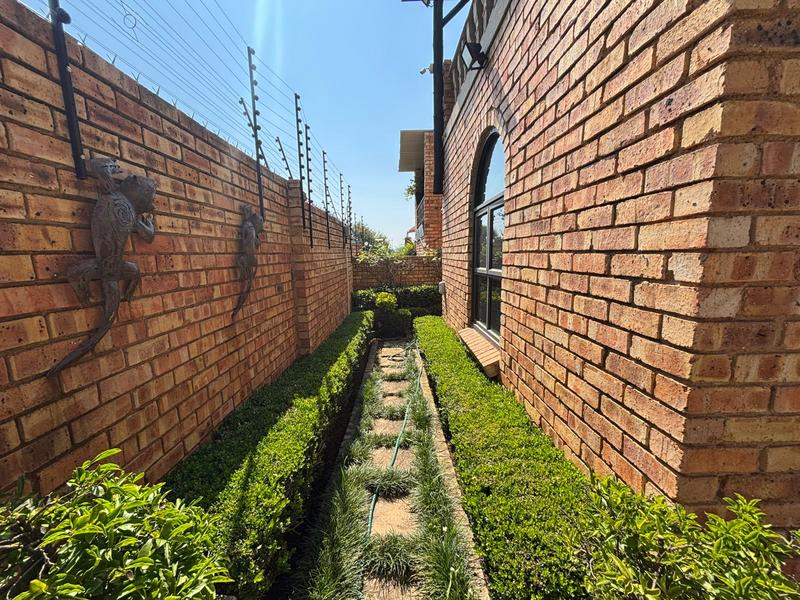 3 Bedroom Property for Sale in Noordheuwel Ext 4 Gauteng