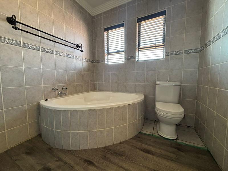 3 Bedroom Property for Sale in Noordheuwel Ext 4 Gauteng