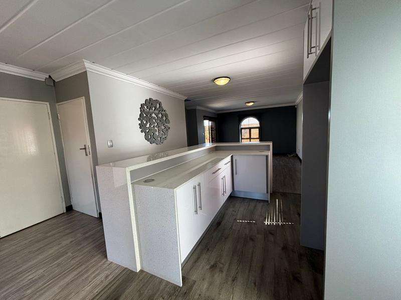 3 Bedroom Property for Sale in Noordheuwel Ext 4 Gauteng