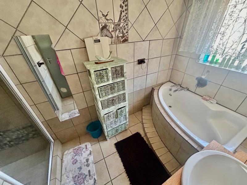 3 Bedroom Property for Sale in Vanderbijlpark SW 1 Gauteng