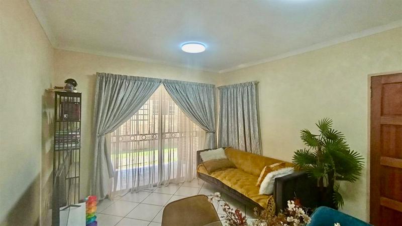 2 Bedroom Property for Sale in Vanderbijlpark SW 5 Gauteng