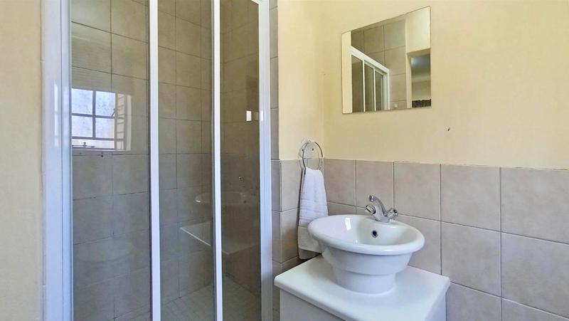 2 Bedroom Property for Sale in Vanderbijlpark SW 5 Gauteng