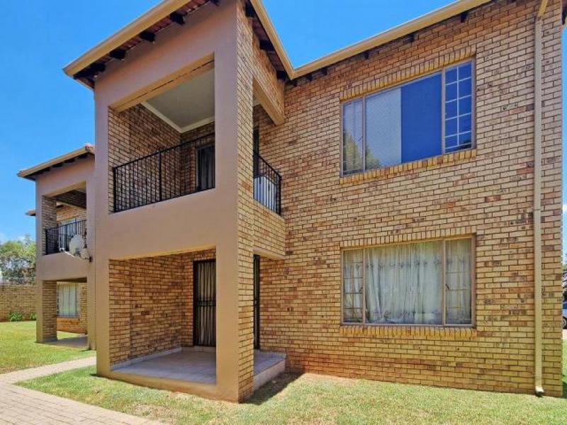 2 Bedroom Property for Sale in Vanderbijlpark SW 5 Gauteng