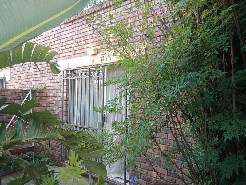 2 Bedroom Property for Sale in Hennopspark Gauteng